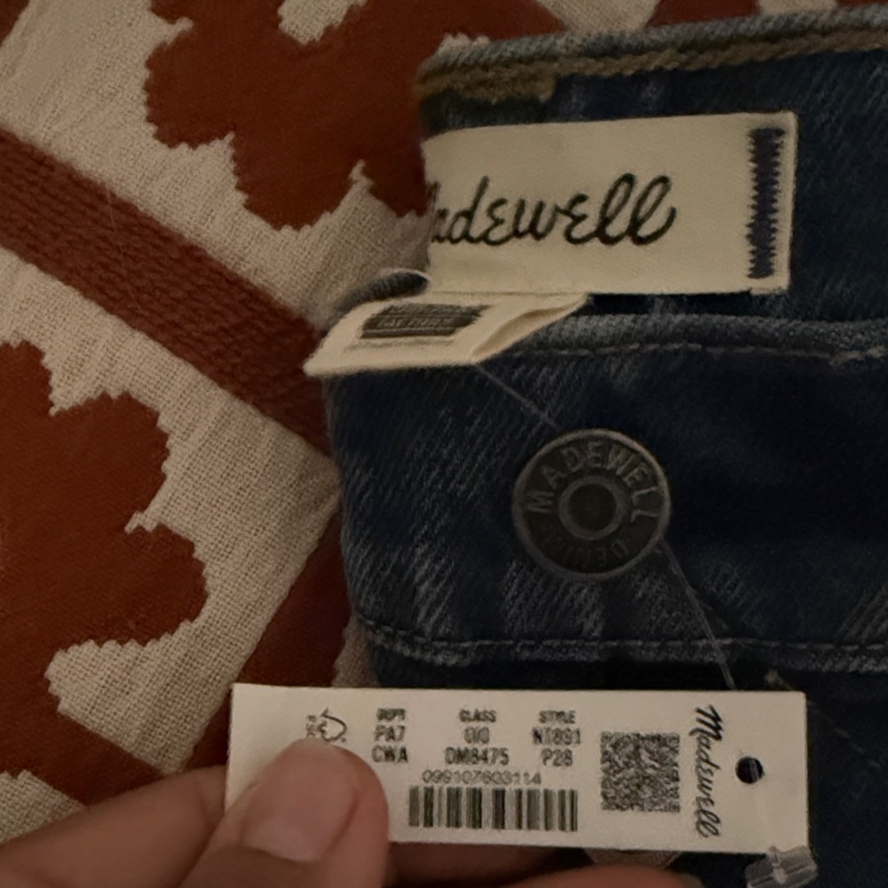 Madewell 90s Straight Crop - Picture 2 of 5